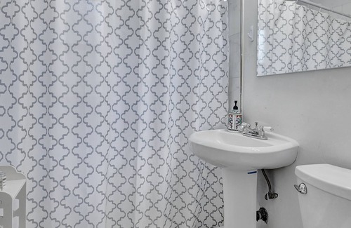 Delray Beach Cottage | Delray Beach Cottage Close to Beach & Downtown!