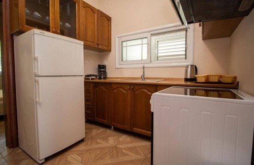 Dhermi Condo | Deluxe 2-Bedroom Apartment w/Balcony – Near Dhermi Beach + Free Parking