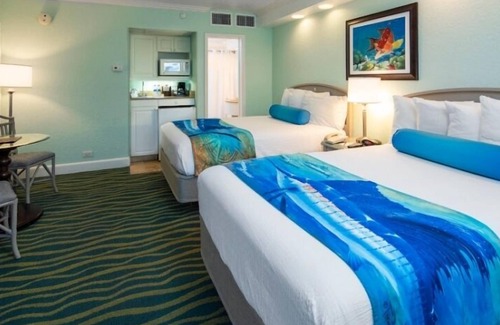 St. Pete Beach Hotel | Deluxe 2 Double Beds on St. Pete Beach!