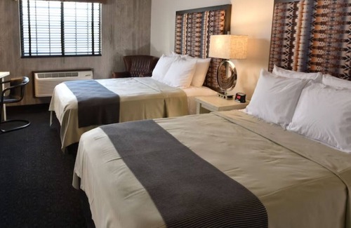 Broken Arrow Hotel | Deluxe 2 Queen, Same-day dry cleaning! Stoney Creek Tulsa | 4 Units