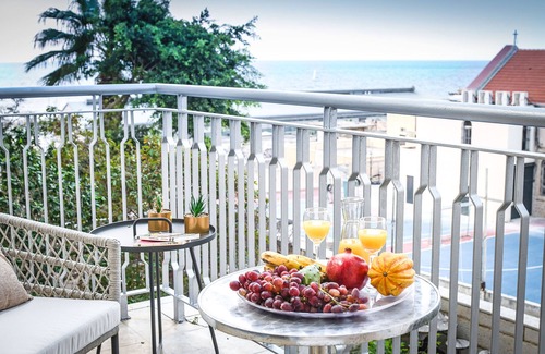 Jaffa Apartment | Deluxe 2BD Jaffa Dreams W Pool & Parking