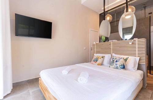 Nahariya Apartment | Deluxe Achziv Beach Apartment in Nahariya