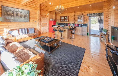 Constable Burton Ski Chalet | Deluxe and spacious lodge finished to the highest standard.