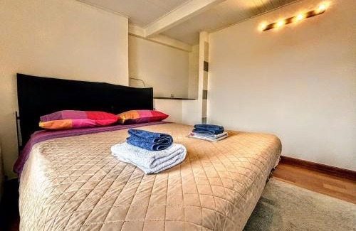 Marina di Carrara Apartment | Deluxe Apartament - Marina di Carrara -
