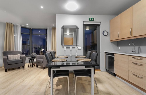 Vesturbær Apartment | Deluxe Apartment by Old Harbor, Downtown Reykjavík!