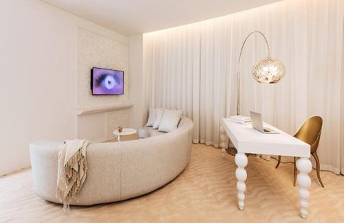 Drama Apartment | DELUXE APARTMENTS - free parking