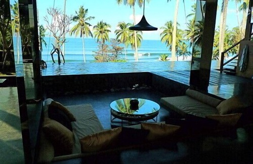 Suraberata Villa | Deluxe Beachfront villa, Views, Tabanan