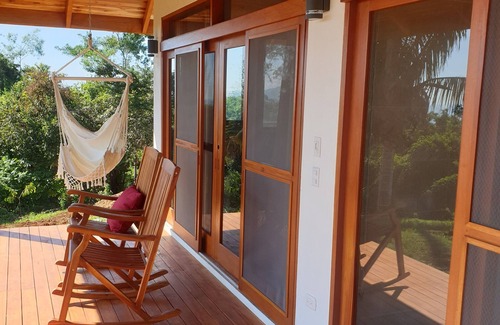 Javilla House | Deluxe Bungalow #2 w/Sea View