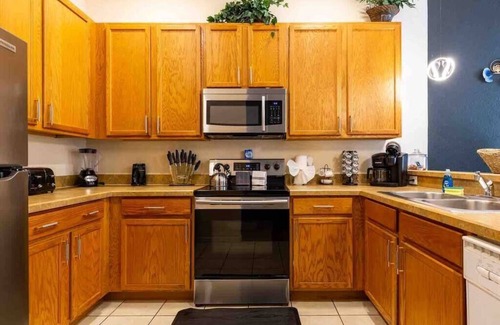 Bahama Bay Resort | Deluxe Disney Area 3BD 2BA at Bahama Bay Resort and Spa