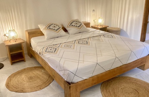 Ndangane Bed & Breakfast | Deluxe Double Room in Villa with Sauna and Pool