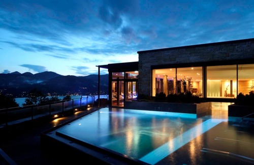 Tegernsee House | Deluxe Double Room with Lake View - DAS TEGERNSEE