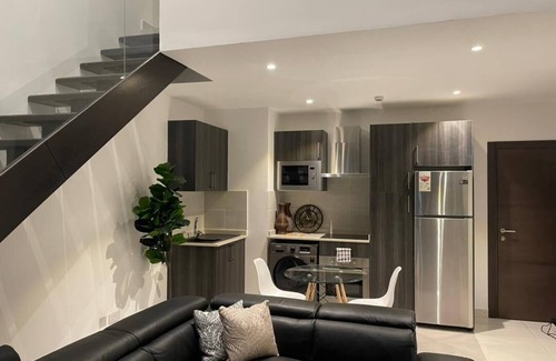 Cantonments Apartment | Deluxe Embassy Gardens