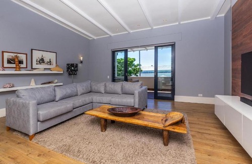 Knysna Central Apartment | Deluxe Family Suite 105