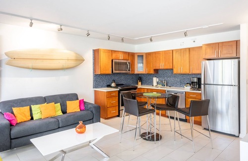 Waikiki Condo | Deluxe Garden View Waikiki Banyan, Free Parking by Koko Resort Vacation Rentals