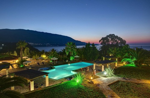 Spartia Villa | Deluxe Kefalonia Apartment | Liakas Village Apartments | Swimming Pool | 1 BDR.