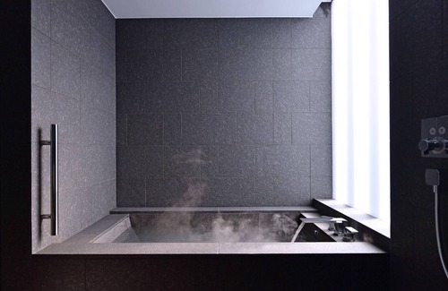 Central Kyoto Hotel | Deluxe King Nonsmoking MOGANA the standard Bre/Kyoto Kyōto