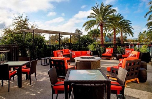 Lake Nona Medical City Apartment | Deluxe King Room Near VA Medical Center ORL