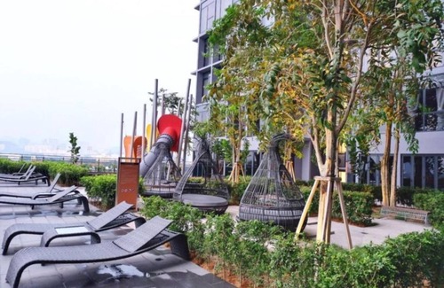 Titiwangsa Apartment | Deluxe King Suite with Garden View 7
