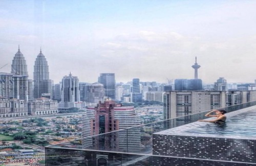 Titiwangsa Apartment | Deluxe King Suite with Garden View 13