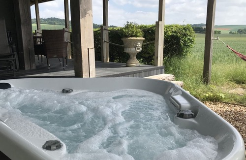 Ewelme Apartment | Deluxe Lodge Copse Lodge at The Chilterns View