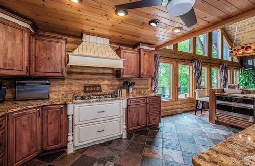 Cohasset Cabin | Deluxe Log Home overlooking quiet lake on the Pokegama chain of lakes!