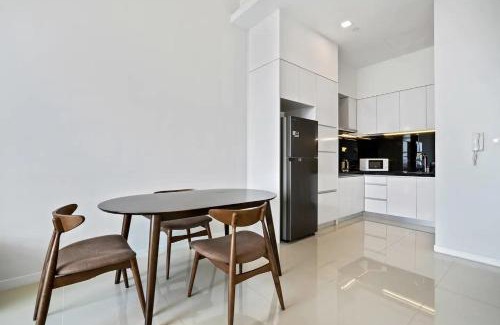 Petaling Jaya Apartment | Deluxe Next to Paradigm Mall & New World Hotel
