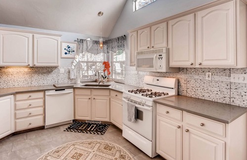 Old Town West Apartment | Deluxe Premium Downtown Pad in FoCo (30 Day Min)