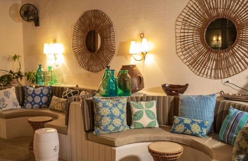 Plantation House | Deluxe Room at Itzana Resort