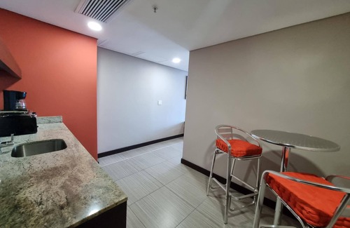 Marbella Apartment | Deluxe room for rent with ocean views and balcony, Exclusive Hotel in Panama