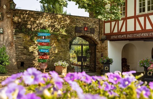 Sankt Goar House | Deluxe room - Hotel Schloss Rheinfels
