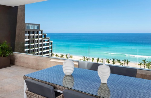 South Shore Hotel Area Apartment | Deluxe Room in Garza Blanca Resort & Spa