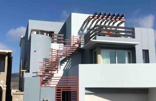 Loma Dorada Apartment | Deluxe Studio Close to Beach