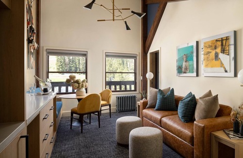 Sugar Bowl Resort Hotel | Deluxe Suite Room