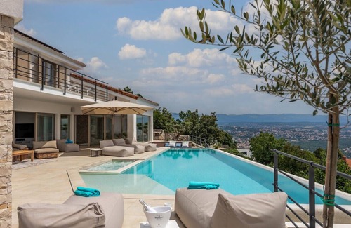 Bregi Villa | Deluxe Villa Dana with beautiful view