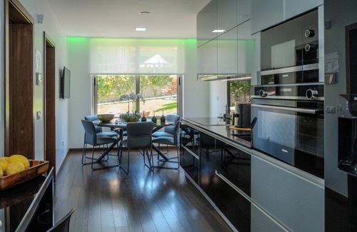 Vila do Conde Villa | Deluxe Villa Home, Peace & Spa