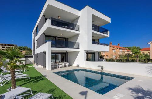 Krk Villa | Deluxe villa with heated pool, whirpool, sea view near beautiful beach III - by Traveler tourist agency Krk ID 2402