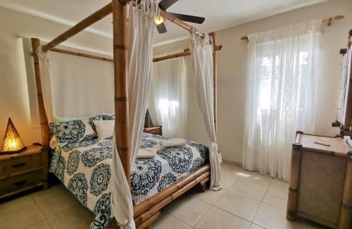 Bavaro Hotel | DELUXE VILLAS LOS CORALES BEACH & SPA - best price for vacation rental