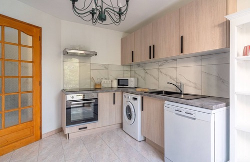 Grand Valinco Villa | Demi Villa Dans u Quartier Résidentiel Avec Accès Privé à la Plage