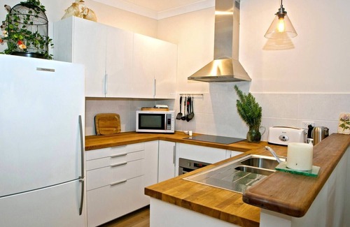Clear Creek Cottage | Dempsey's Cottage - Relax on 400 beautiful acresn
