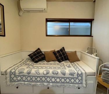 Takanawa Apartment | Den 7