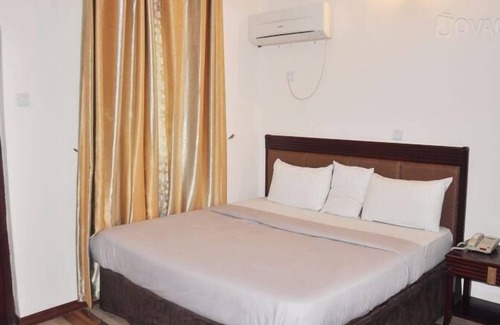 Port Harcourt Hotel | Denami Suites