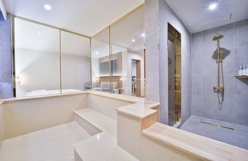 Masan Hotel | DENBASTA HOTEL MASAN FISHMARKET