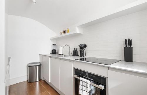 Pimlico Apartment | Denbeigh house