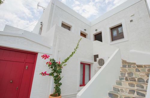 Galissas Apartment | Dendrinos House