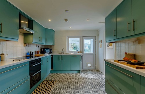 Trenance House | Dene Court - Four Bedroom House, Sleeps 8