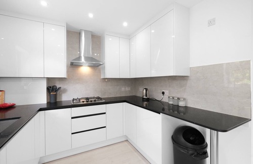 Denham House | Denham Close 3 Bedroom, 1.5 Bathroom Home