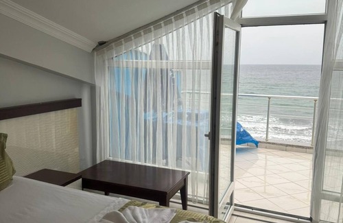 Buyukcekmece Hotel | Deniz Otel