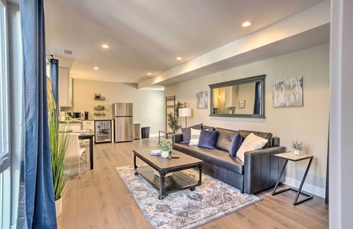 Sunnyside Apartment | Denver Studio w/ Hot Tub ~ 2 Mi to Downtown!
