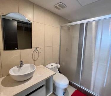 Puerto Santa Ana Apartment | Depa en piso alto! Vista al rio y parqueo