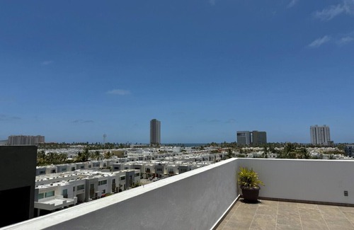 Villa Marina Apartment | Depa in Cerritos near the Beach with Great Amenities By GPS